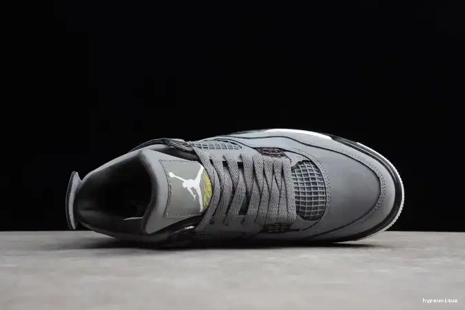 HYPE (2019) Jordan 308497-007 Grey Air 4 Retro Cool 0502